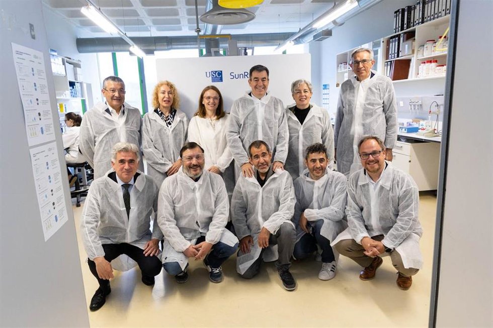 Román Rodríguez, durante la visita en el CiMUS realizada tras la presentación de la unidad mixta UXC-SunRock.
