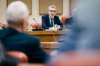 El ministro de Hacienda, Arcadi España, comparece ante la Comisión de Hacienda y Función Pública, en el Congreso de los Diputados, a 4 de junio de 2026, en Madrid (España). 