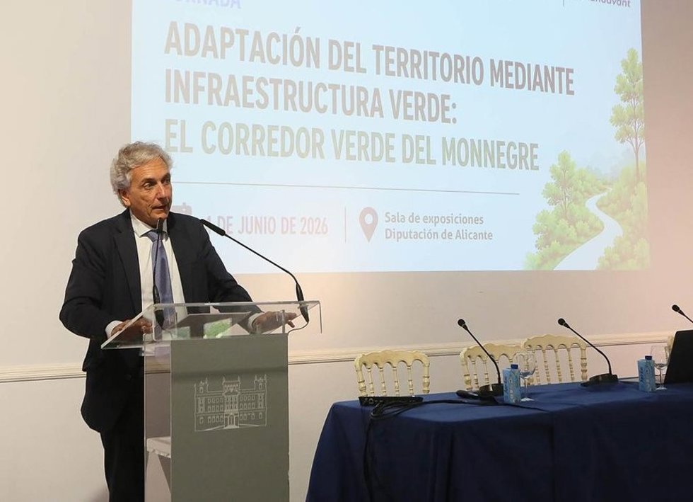 El comisionado de la Generalitat para la Recuperación, Raúl Mérida, este jueves en la Diputación de Alicante