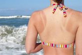 Foto: La AECC recuerda de que el bronceado no es una práctica segura y alerta del riesgo de la exposición solar sin protección