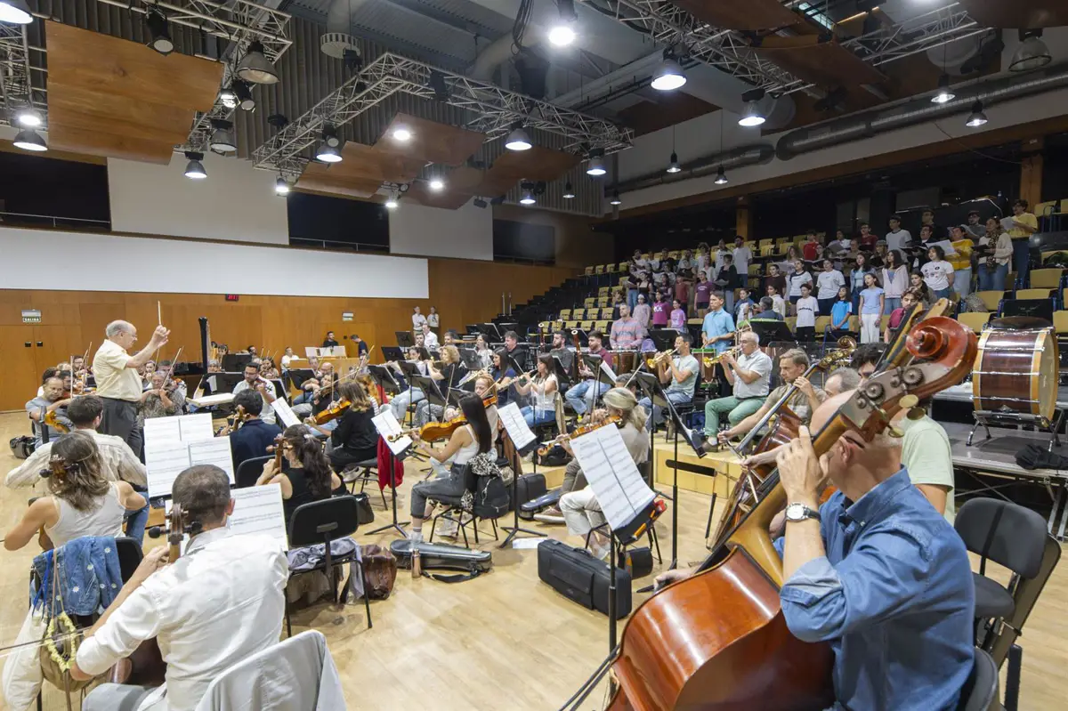 Orquesta Filarmónica de Gran Canaria ensayando