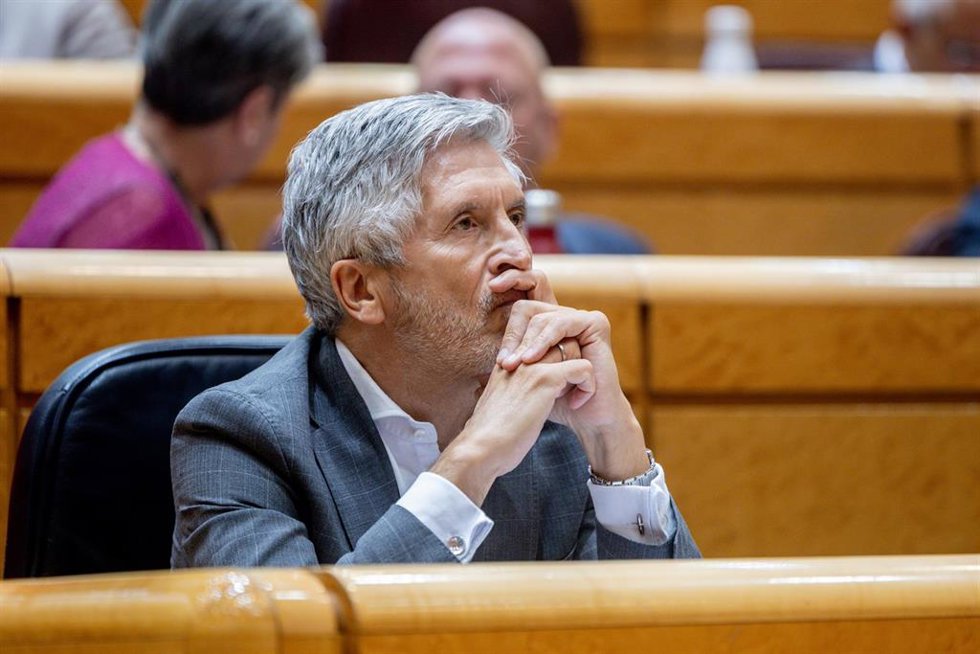 El ministro del Interior, Fernando Grande-Marlaska, durante una sesión plenaria en el Senado, a 26 de mayo de 2026, en Madrid (España).