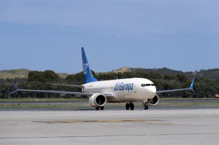Archivo - Avión de Air Europa.