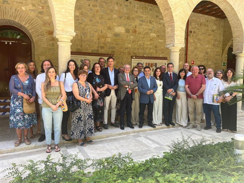Reconocmiento del CES provincial a Francisco Reyes.