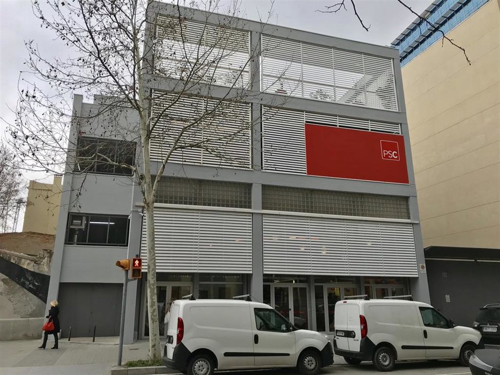 Archivo - La sede del PSC en la calle Pallars de Barcelona