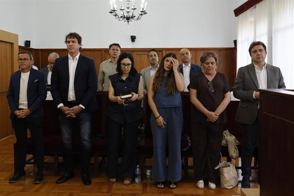 Los acusados en el juicio por la contratación del hermano de Pedro Sánchez en la Diputación de Badajoz