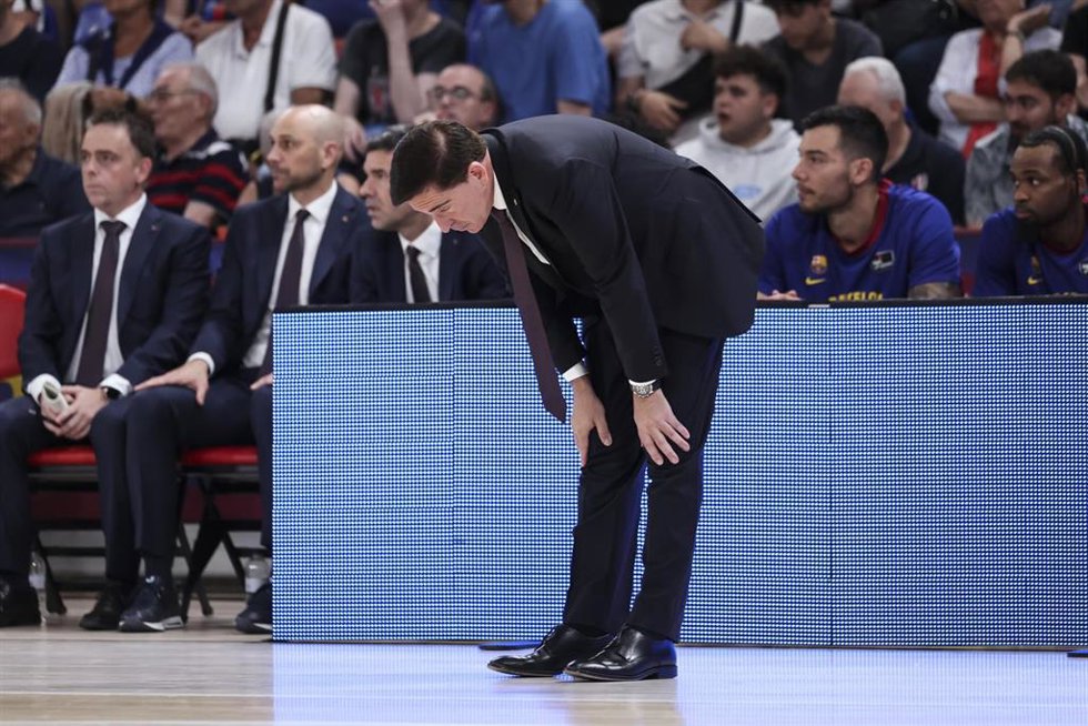 El entrenador del Barça, Xavi Pascual, en el partido contra UCAM Murcia de cuartos de final del 'Playoff' de la Liga Endesa en el Palau Blaugrana