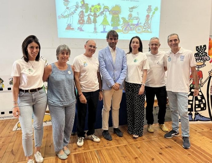 El director general de Innovación y Ordenación Educativa, Fabián Martín, participa en el acto de clausura del Proyecto Explora 2026