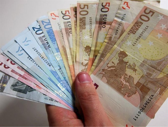Archivo - Dinero