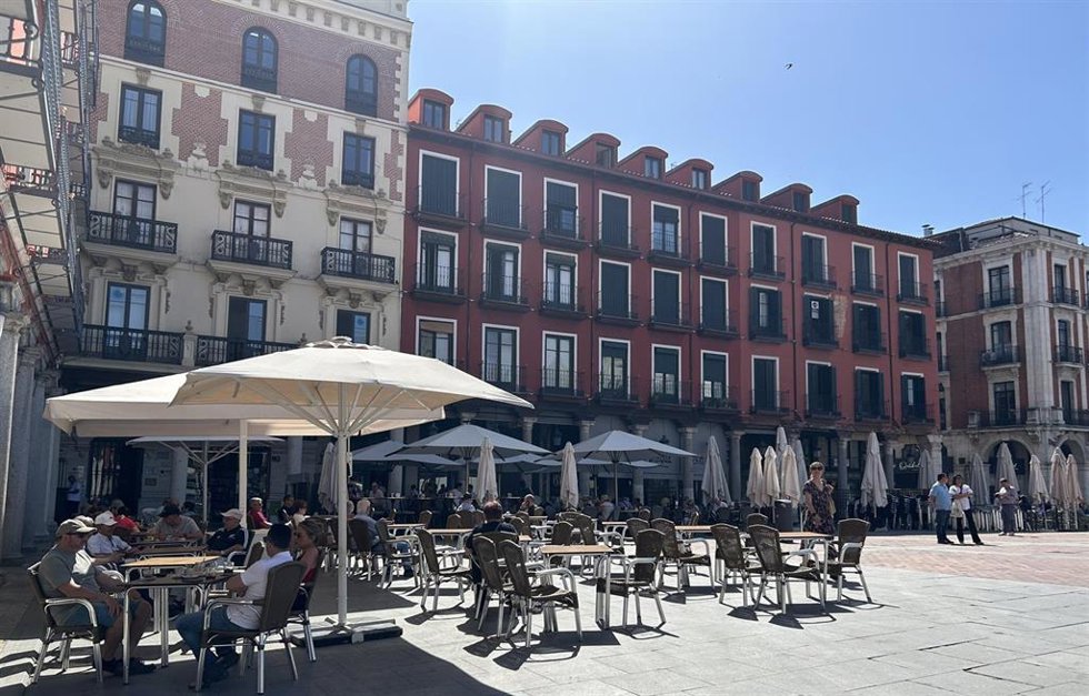 Terrazas en la Plaza Mayor de Valladolid.
