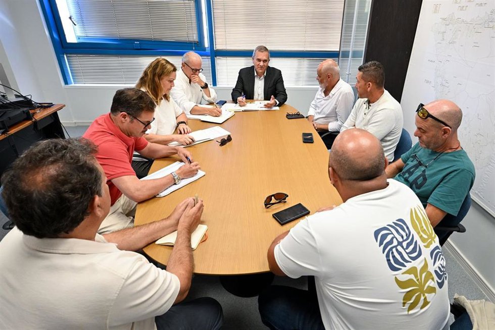 Reunión de la Mesa de Apicultura en Tenerife