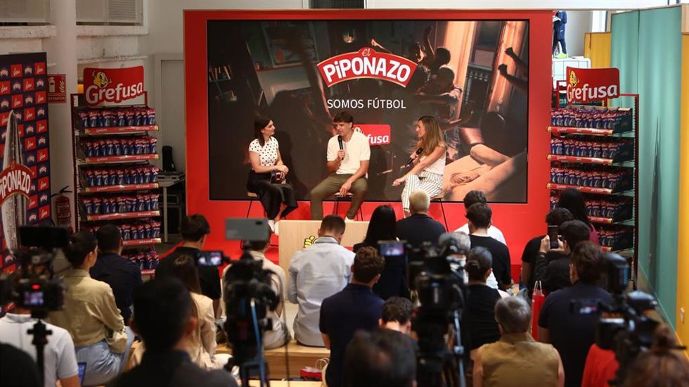 Fernando Morientes durante la presentación de la campaña 'Momentazos' de 'El Piponazo de Grefusa'