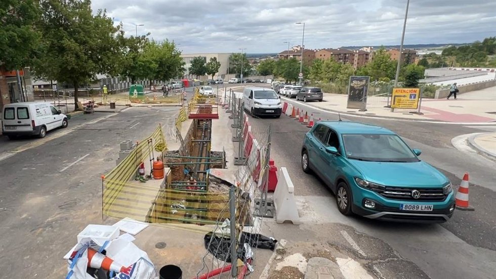 Zona afectada por las obras en la calle Ciudad de la Habana, en Parquesol, Valladolid.