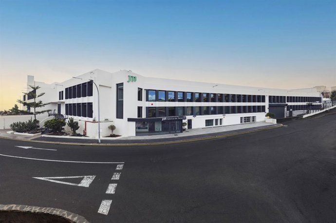 Planta de JTI en Santa Cruz de Tenerife