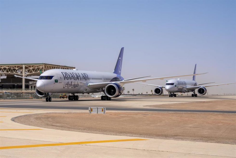 Boeing entrega los dos primeros aviones 787 Dreamliner a Riyadh Air.