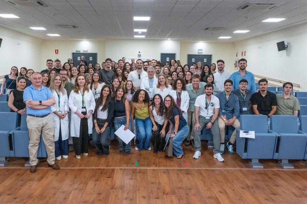 Acto de bienvenida a los nuevos residentes.