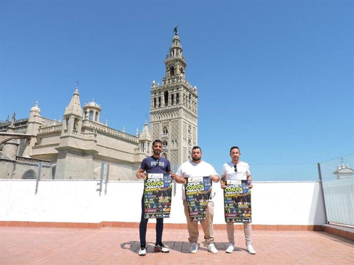 Presentación del primer Open Pádel Fama de Peñaflor en la Casa de la Provincia