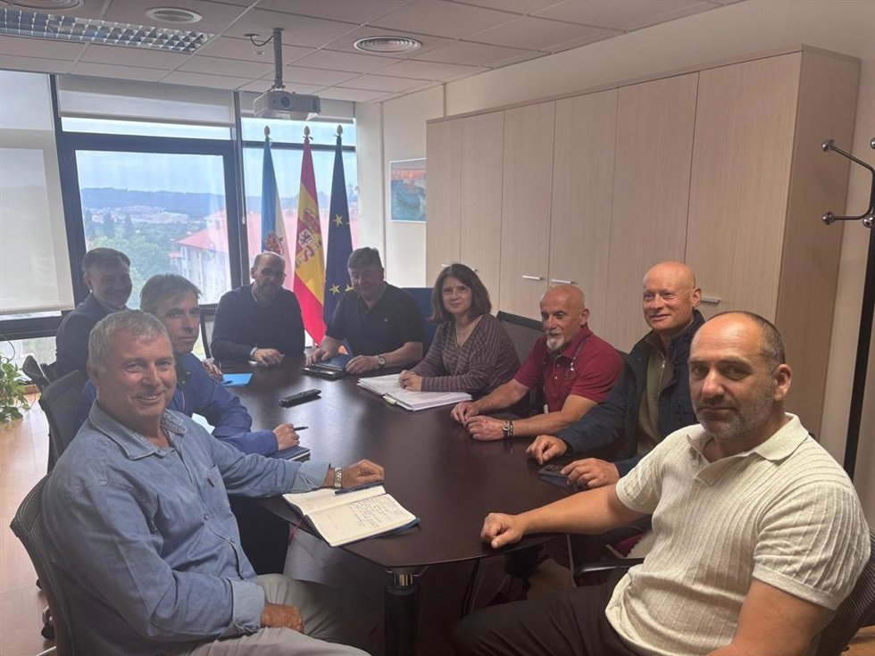 Reunión de la Consellería do Mar con el sector.