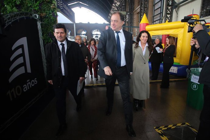 Santiago, 5 de junio de 2026. El Ministro de Vivienda Ivan Poduje asiste a la Expo Vivienda 2026 en la Estacion Mapocho. Jonnathan Oyarzun/Aton Chile