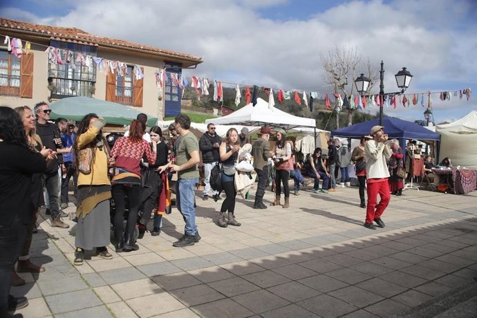 Mercado 'El Tenderete', en Cabranes
