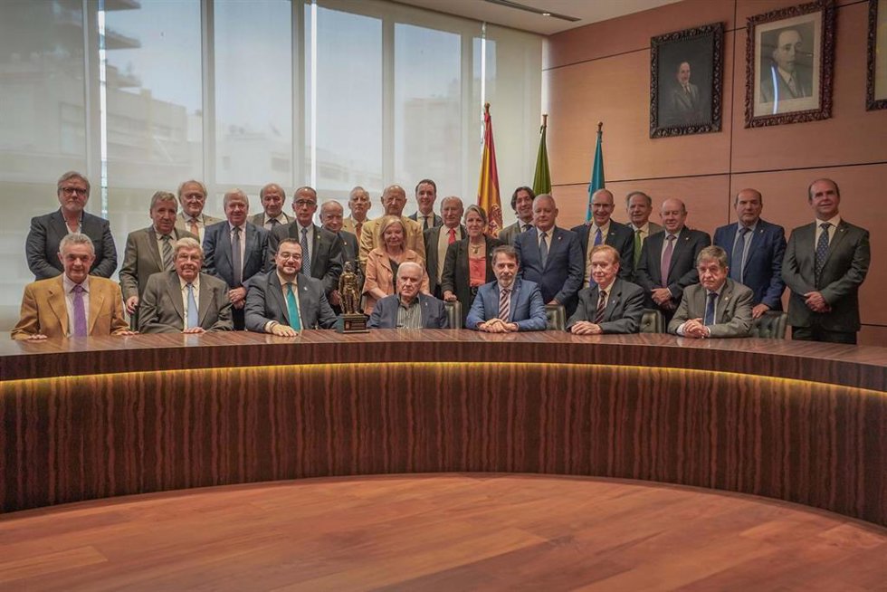 Archivo - El presidente del Principado, Adrián Barbón, en una reciente visita institucional y comercial a México