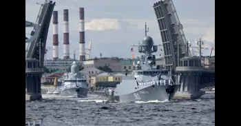 Ucrania lanza un ataque masivo contra la flota báltica de Rusia en San Petersburgo
