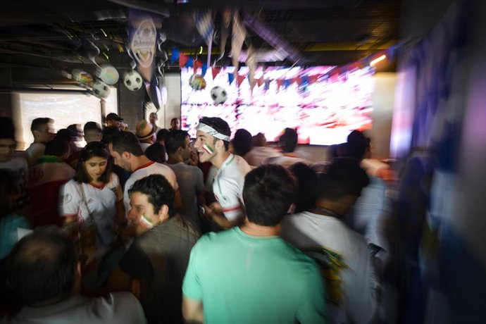 Archivo - June 15, 2018 - Tysons Corner, Virginia, US - After 18 years Iranian football team won in World Cup, and a lot of Iranian who living in Virginia, Maryland and Washington DC get together for viewing Iran vs. Morocco. They gathered to Cheer for Ir