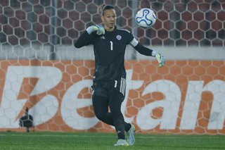 Futbol, Chile vs Ecuador. Fecha 8, Liga de Naciones Femenina 2026. La arquera de Chile Christiane Endler es fotografiado durante el partido de la Liga de Naciones femenina contra Ecuador disputado en el estadio Nacional de Santiago,