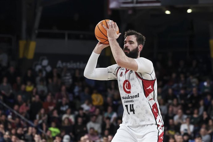 Archivo - Bojan Dubljevic, en un partido con el Casademont Zaragoza.