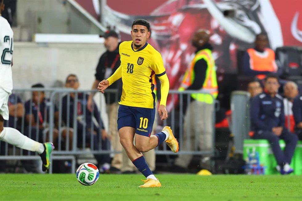 Kendry Páez, durante un amistoso entre Ecuador y Arabia Saudí disputado en Harrison (Nueva Jersey, Estados Unidos), el 30 de mayo de 2026