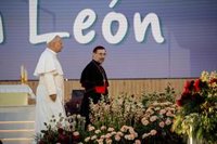 León XIV a los jóvenes españoles: "Vosotros podéis cambiar la historia, hacedlo con el amor"