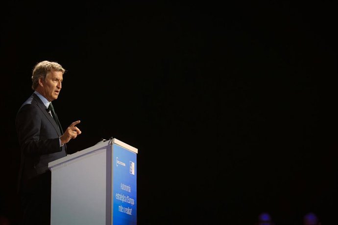 El presidente del PP, Alberto Núñez Feijóo, durante la 41 Reunió Cercle d'Economia, en el Palau de Congressos de Catalunya, a 2 de junio de 2026, en Barcelona, Catalunya (España). 