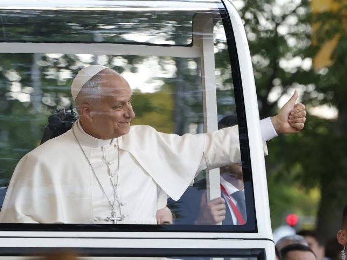 El Papa León XIV tras la vigilia de oración con los jóvenes