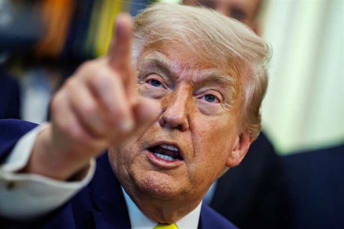 El presidente de EEUU, Donald J Trump, en una reunión en el Despacho Oval. 