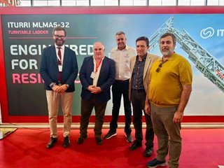 El delegado de Protección Civil de la Diputación de Córdoba, Antonio Martín, participa en la primera Asamblea Europea de Servicios de Bomberos en Hannover (Alemania).