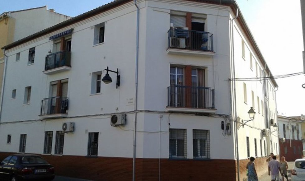 Archivo - Edificio de viviendas en Málaga (Imagen de archivo). 