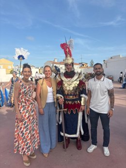 Vera (Almería) celebra la decimotercera edición del Gran Desfile de Moros y Cristianos.