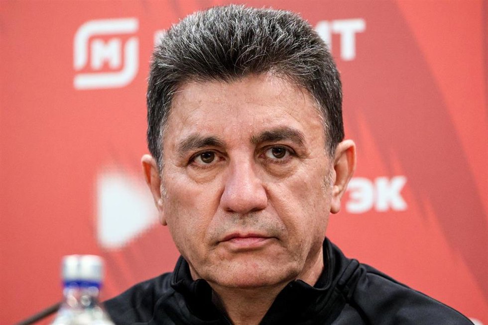 Archivo - Amir Ghalenoei, seleccionador de Irán.