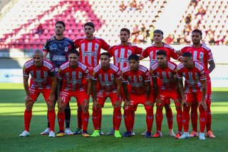 Futbol, Union La Calera vs Deportes La Serena. Fecha 3, Copa de Liga 2026. El equipo de Union La Calera, es fotografiado durante el partido de Copa de la Liga disputado en el estadio Nicolas Chahuan de La Calera, Chile. 28/03/2026 Manuel