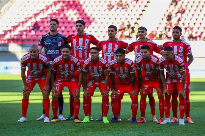 Futbol, Union La Calera vs Deportes La Serena. Fecha 3, Copa de Liga 2026. El equipo de Union La Calera, es fotografiado durante el partido de Copa de la Liga disputado en el estadio Nicolas Chahuan de La Calera, Chile. 28/03/2026 Manuel