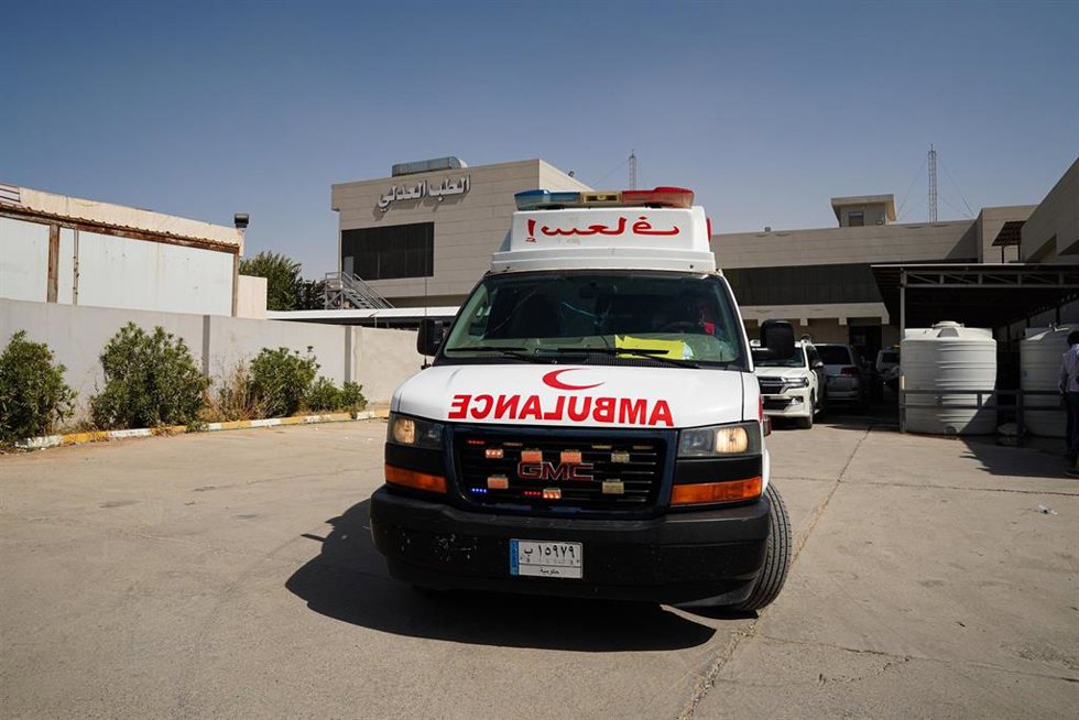 Archivo - Una ambulancia en la ciudad de Mosul, Irak (archivo)