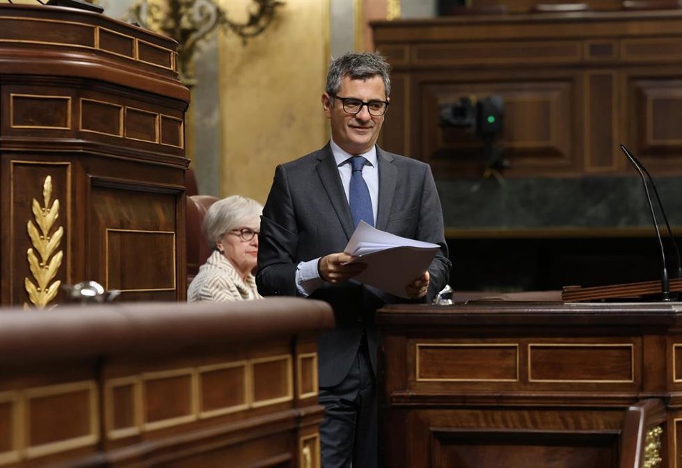 El ministro de la Presidencia, Justicia y Relaciones con las Cortes, Félix Bolaños, interviene durante una sesión de control al Gobierno, en el Congreso de los Diputados, a 20 de mayo de 2026, en Madrid (España). El Gobierno se enfrenta a la primera sesió