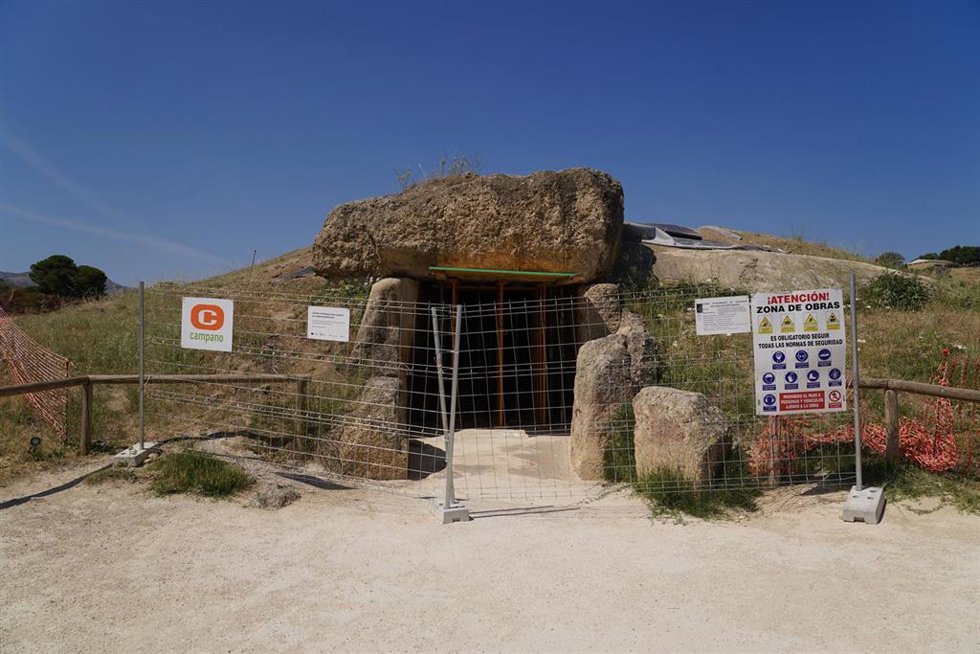 Conjunto Arqueológico Dólmenes de Antequera. A 1 de junio de 2026 en Antequera, Málaga (Andalucía, España).