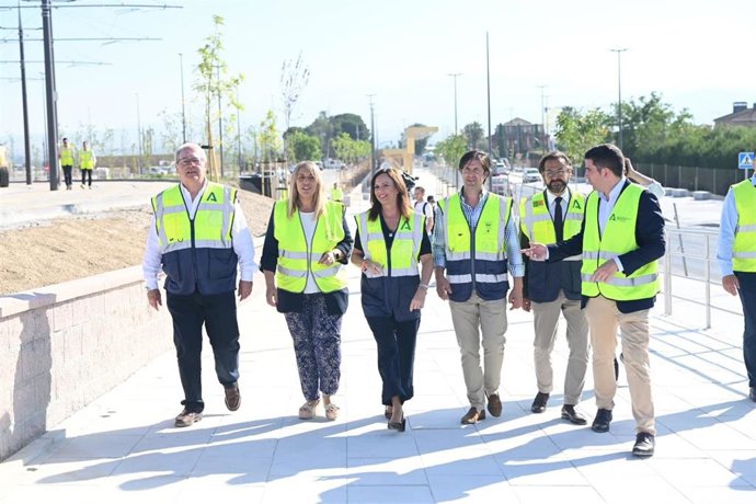 La consejera de Fomento, Articulación del Territorio y Vivienda en funciones, Rocío Díaz, ha presentado junto a la alcaldesa de Las Gabias, Merinda Sádaba, y al alcalde de Churriana de la Vega, Antonio Narváez, este "espacio singular".