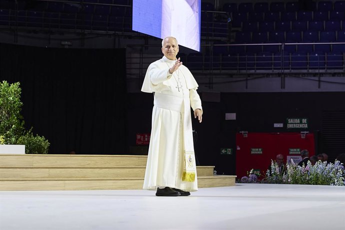 El Papa León XIV durante el encuentro 'Tejer redes con el mundo de la cultura, la educación, la empresa y el deporte', en el Movistar Arena, a 6 de junio de 2026, en Madrid (España). El encuentro titulado ‘Tejer redes con el mundo de la cultura, la educac