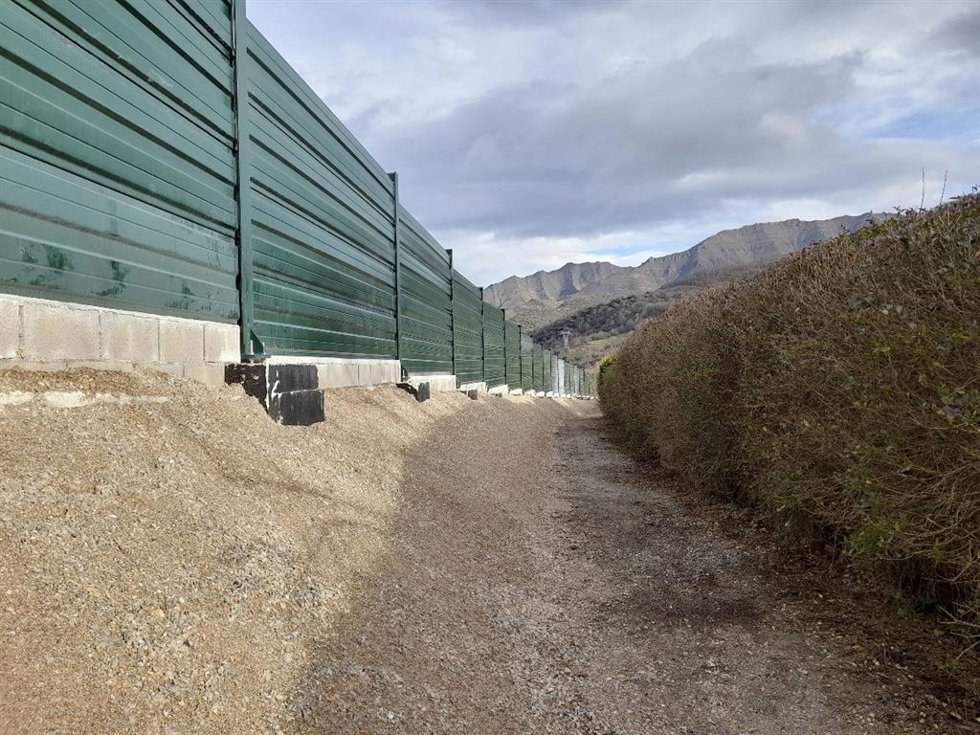 Concluyen las obras para reducir el ruido en el entorno de la AP-66, a su paso por Campomanes, en el concejo de Lena.