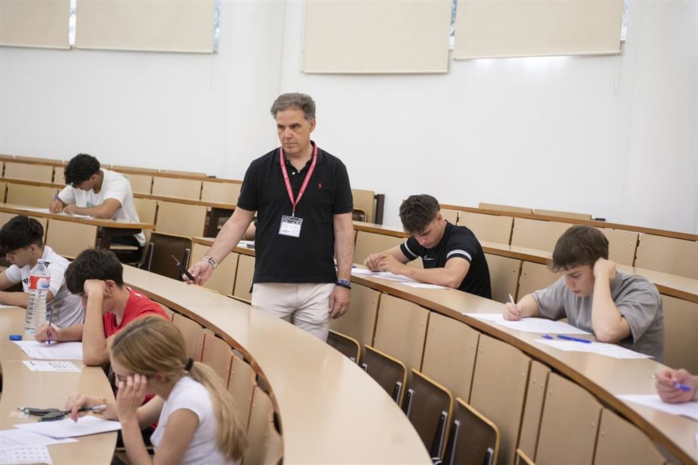 Primer examen de la Prueba de Acceso a la Universidad (PAU) en la UCLM.