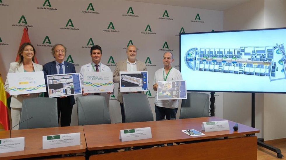 El delegado de Salud, Indalecio Sánchez-Montesinos; el director del hospital, Manuel Reyes; el director del Parque de las Ciencias, Alfonso Peres: el jefe del servicio de Pediatría del hospital, José Gómez: y la gerente de Fibao, Sarah Biel.