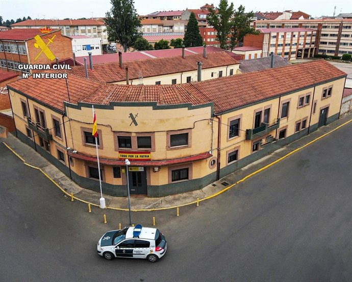 Puesto e la Guardia Civil de La Bañeza (León).