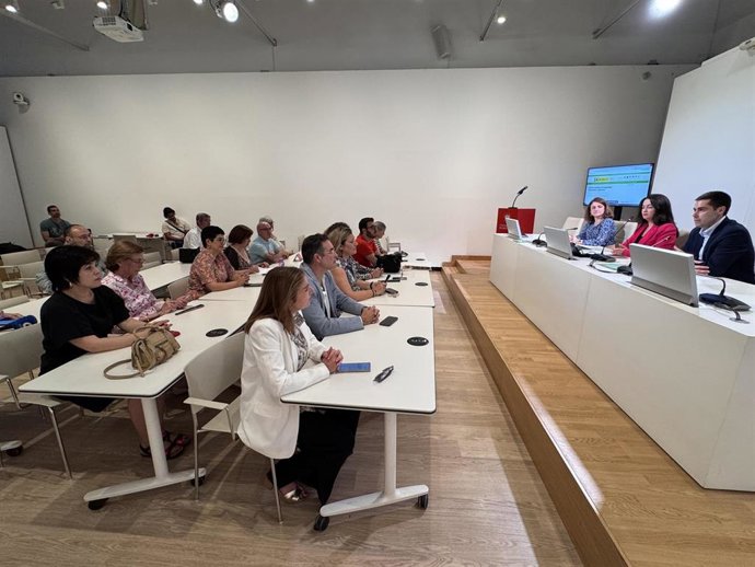 Presentación de la reunión de la Red Científica de Riesgos Alimentarios Emergentes de la Autoridad Europea de Seguridad Alimentaria.